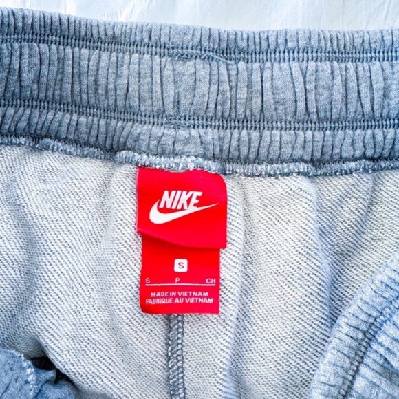Nike air sweat shorts - Picture 3 of 3